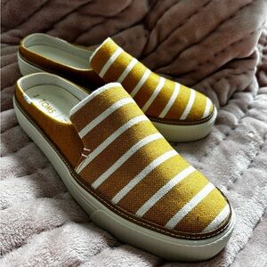 TOMS Women’s Yellow & White Striped Slip-On Sneakers – Size 8 - New without Tag